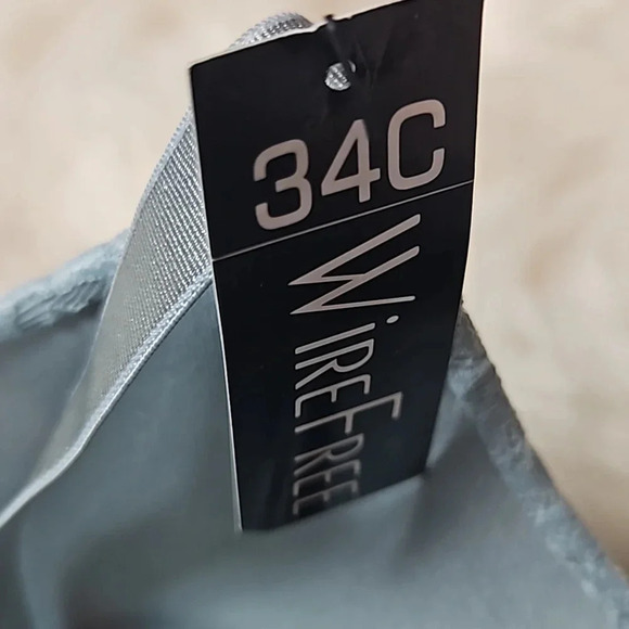 Women's CATHERINE MALANDRINO Smooth Padded Wire-Free Bra! Size 34C - Picture 8 of 8